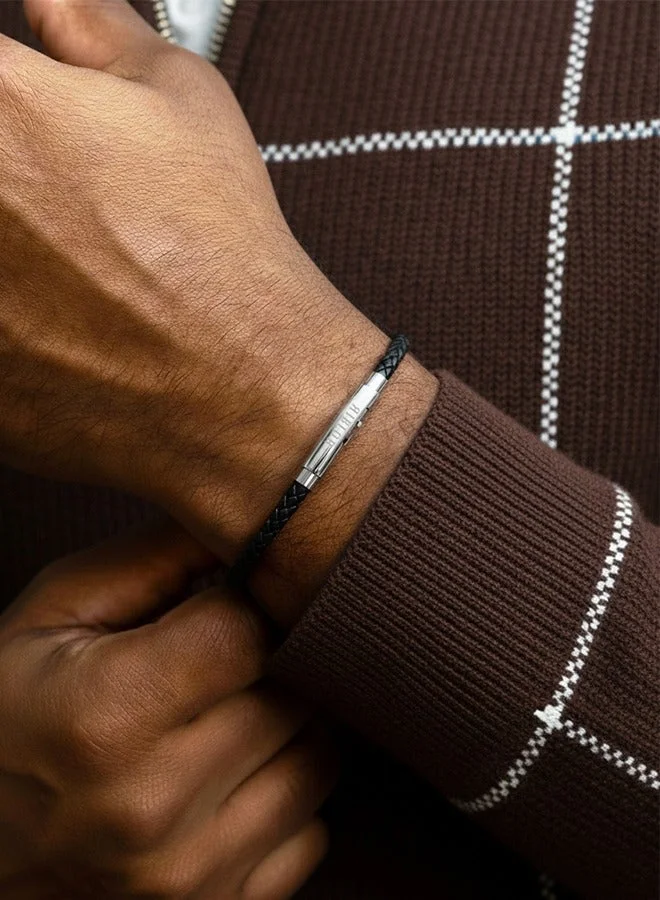 ريبلور سوار بنتو جلد أسود وفضي